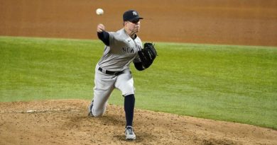 MLB. Corey Kluber tira un juego sin hit ni carrera con los Yankees MLB. Corey Kluber tira un juego sin hit ni carrera con los Yankees